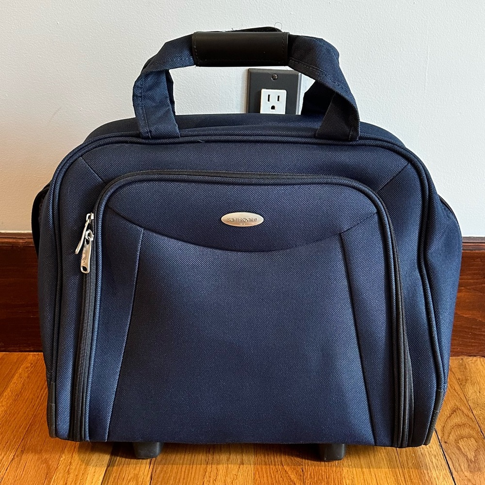 Samsonite Underseat Two-Wheel Luggage